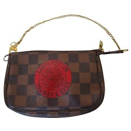 Louis Vuitton Mini bolsa baús e bolsas. Marrom
