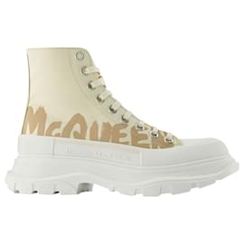 Alexander Mcqueen-Tênis Tread Slick - Alexander Mcqueen - Preto/Branco - Couro-Multicor