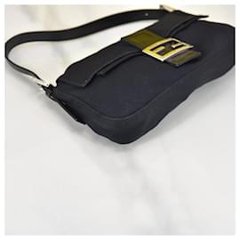 Fendi-Fendi null Sac à bandoulière en toile R00552 en bon état-Noir