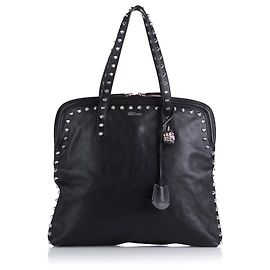 Borsa tote Alexander McQueen in pelle nera con teschio e borchie Nero