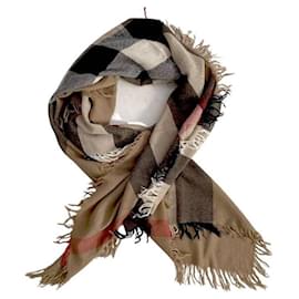 Burberry-Burberry square scarf excellent condition beige camel 110x110cm-Caramel