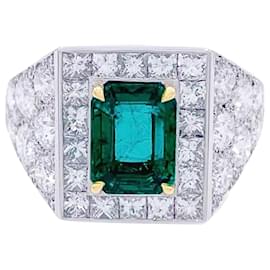 inconnue-Ring, platinum, yellow gold, emerald and diamond.-Other