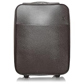 Louis Vuitton-Louis Vuitton Brown Taiga Pegase 45-Brown,Dark brown