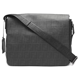 Fendi-Fendi Zucca Flap Messenger Bag-Black