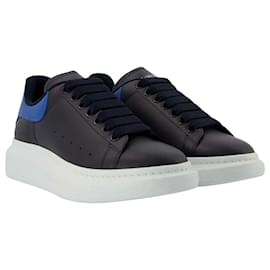 Alexander Mcqueen-Oversized Sneakers - Alexander Mcqueen -  Navy/Ocean Blue - Leather-Multiple colors