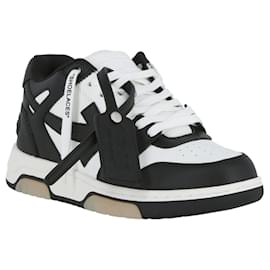 Off White-Off-White Sponge Mid-Top Sneakers-Black