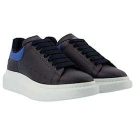 Alexander Mcqueen-Oversized Sneakers - Alexander Mcqueen -  Navy/Ocean Blue - Leather-Multiple colors