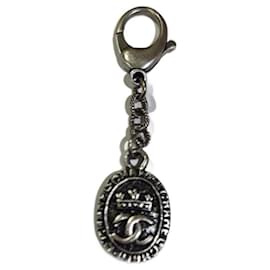 Chanel-Key ring or bag charm by Maison CHANEL for the Metiers d'art Le Château des Dames-Silvery