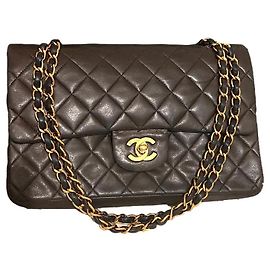 Chanel mittel gefütterte Klappe Schwarz