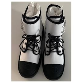 Chanel-Lace up-Branco