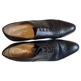 Yves Saint Laurent Black Leather Derbies 40 Black