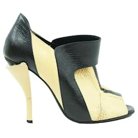 Fendi-Fendi Boots 39-Yellow