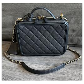 Chanel-Filigree Vanity Case Medium bag-Black