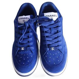 Baskets Chanel en daim bleu roi 39.5 Bleu