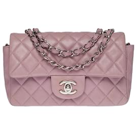 Chanel-L'exquis "Must Have" Sac bandoulière Chanel Mini Timeless flap bag en cuir d'agneau matelassé violet lilas-Violet