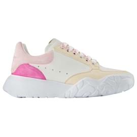 Alexander Mcqueen-Oversized Sneakers - Alexander Mcqueen - Black/White - Leather-Multiple colors