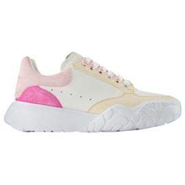 Alexander Mcqueen-Oversized Sneakers - Alexander Mcqueen - Black/White - Leather-Multiple colors