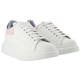 Alexander Mcqueen-Oversized Sneakers - Alexander Mcqueen - Black/White - Leather-Multiple colors