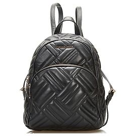 michael kors mochila acolchoada abadia preta Preto