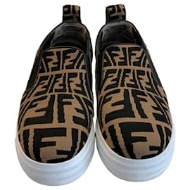 Fendi-Sneakers-Brown