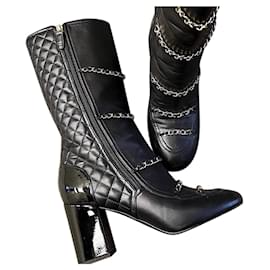 Chanel-Chanel black leather quilted chain mid-calf boots EU 41C-Black