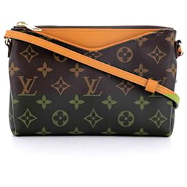 Louis Vuitton-Louis Vuitton Pallas-Brown