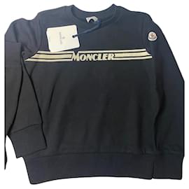 Moncler-Tenues-Noir
