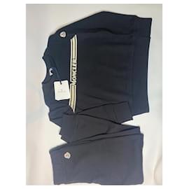Moncler-Outfits-Black
