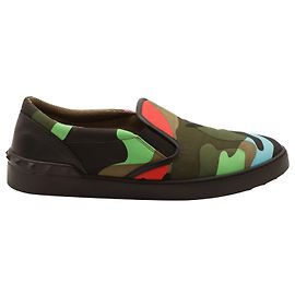 Valentino Garavani Baskets à enfiler camouflage Rockstud en toile imprimée multicolore Autre