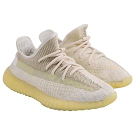 Yeezy-Adidas Yeezy Boost 350 V2 Low Top Sneakers in Cream Prime Knit Polyester -White,Cream