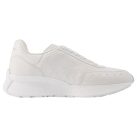 Alexander Mcqueen-Runner Sneakers in Black Leather-Black