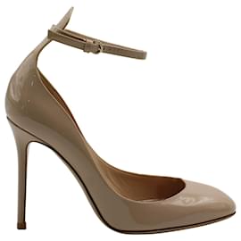 Valentino-Valentino Ankle Strap Pumps in Nude Patent Leather -Brown,Flesh