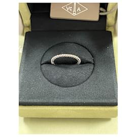 Van Cleef & Arpels-Perlée ring with gold beads, Small model-Silvery