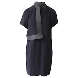 Alexander Wang-Alexander Wang Kleid mit Schulterklappen aus schwarzer Viskose-Schwarz