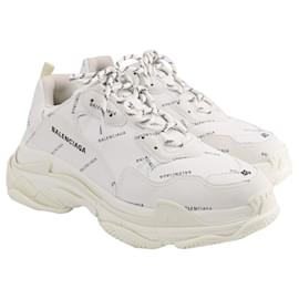 Balenciaga-Balenciaga Triple S All Over Logo Sneakers in White Polyurethane-White