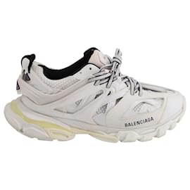 Balenciaga-Balenciaga Track Sneakers in White Polyurethane-White,Cream