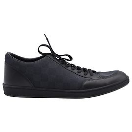 Louis Vuitton Punchy Low Sneakers in Black Leather Black