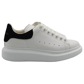 Alexander Mcqueen-Alexander Mcqueen Oversized Sneakers in White Leather-White