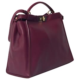 Fendi-Fendi Large Peekaboo Bag in Burgundy Leather-Dark red