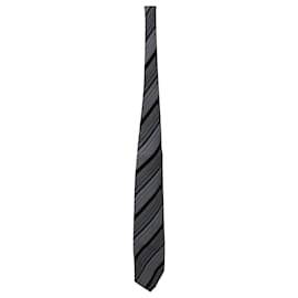 Giorgio Armani-Giorgio Armani Gestreifte Krawatte aus mehrfarbiger Seide-Mehrfarben