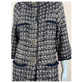Chanel-10K$ Jewel Buttons Coat-Beige