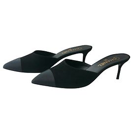 CHANEL Escarpins mules bimatière TBE T40C Noir