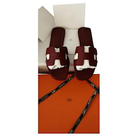 Hermès Oran Dark red