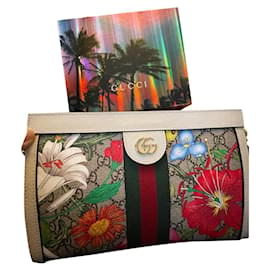 Gucci-Handbags-Multiple colors