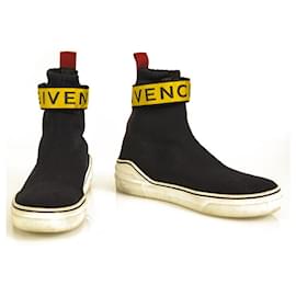 Givenchy-Givenchy Paris George V Sock Blue Yellow Signature Sneakers retailed at 650$-Blue