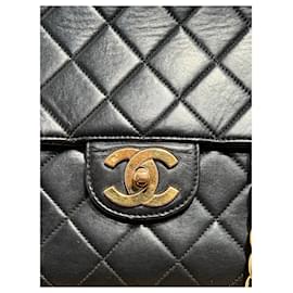 Chanel-Bolsas-Preto,Gold hardware