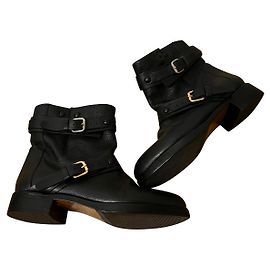 Botas Biker Chloé en piel graneada negra Negro
