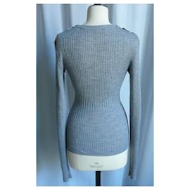 Chanel-CHANEL Light gray ribbed knit sweater 6 CC T buttons34/36 very good condition-Grey