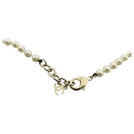 Chanel-Faux Pearl CC Station Necklace-White