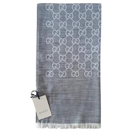 Sciarpa Gucci Monogram grigio perla seta e lana Grigio